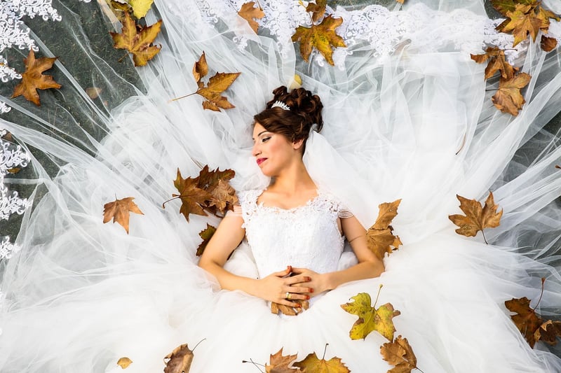 Minimalist Chic Wedding Dress